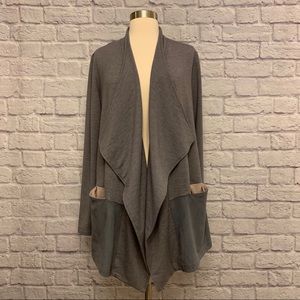 ❗️3/$20❗️Logo Lounge by Lori Goldstein Cardigan Faux Suede Trim